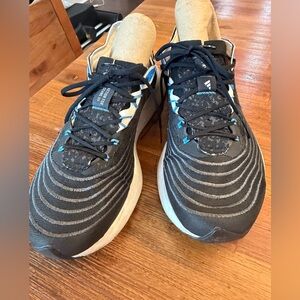 Adidas Parley x Adizero running shoes 
6.5W